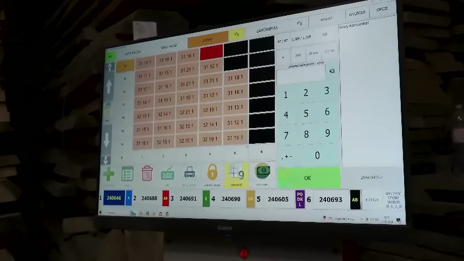 Ekran systemu pomiaru i ewidencji tarcicy w magazynie tartaku